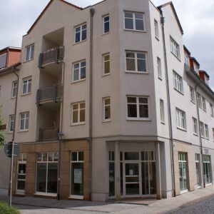 Wohn- und Geschäftshaus | Schwabhäuser Str., Gotha | 19  Wohneinheiten | 3  Gewerbeeinheiten